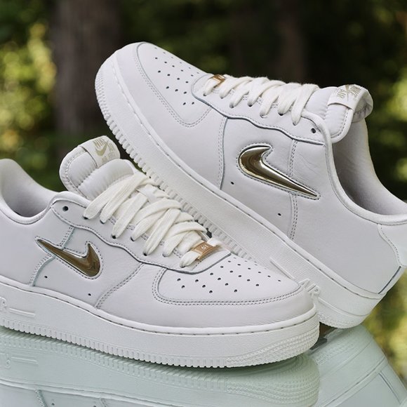 Nike Air Force 1 Premium LX Jewel Phantom - Picture 7 of 15